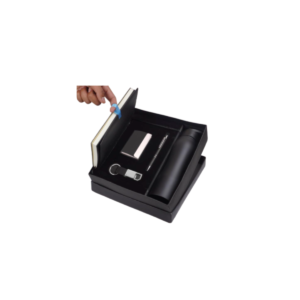 Compact 5 Pc Black Gift Set: A5 Size Notebook, Metal Pen,
Metal Pu Keychain, Metal Card Holder & Straight Steel Bottle