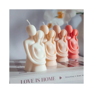 Romantic Couple Sculpted Candle – Decorative Aromatherapy Candle for Home Décor, Anniversary & Valentine Gifting